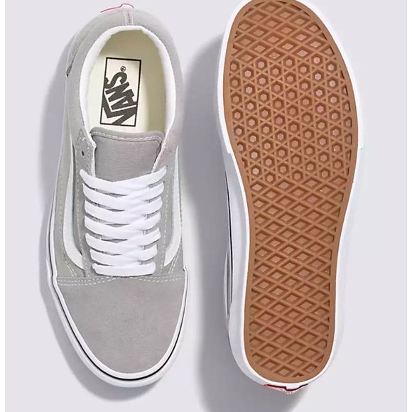 Vans WMNS Old Skool
Drizzle/True White
VN0A4U3BIYP Sneakers - Picture 6 of 16